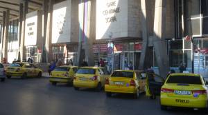 Таксі у Болгарії: на що звернути увагу, замовляючи машину