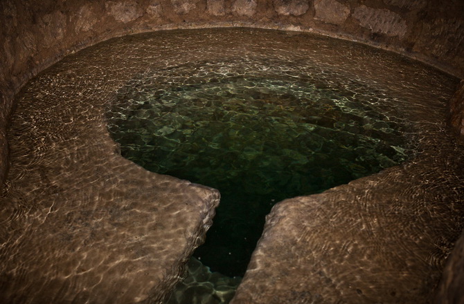 підземні води в катакомбах Парижу