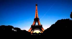 Десять секретів Ейфелевої вежі в Парижі
