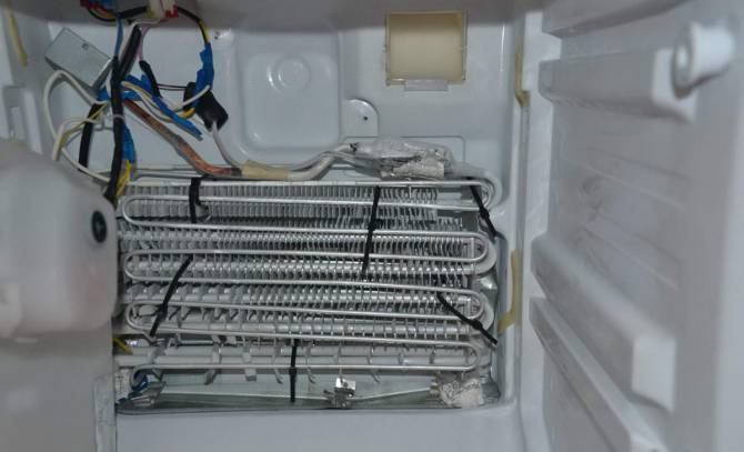 ремонт неисправностей холодильника