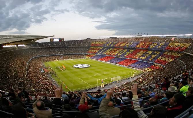 Стадион «Камп Ноу» в Барселоне