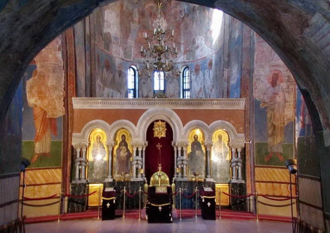 Київ: фото Кирилівської церкви