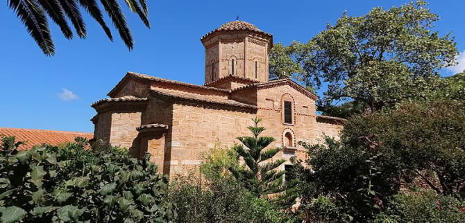 монастир Лукуса