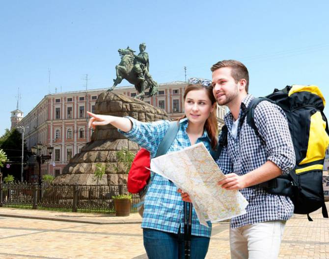 розвиток туризму в Україні